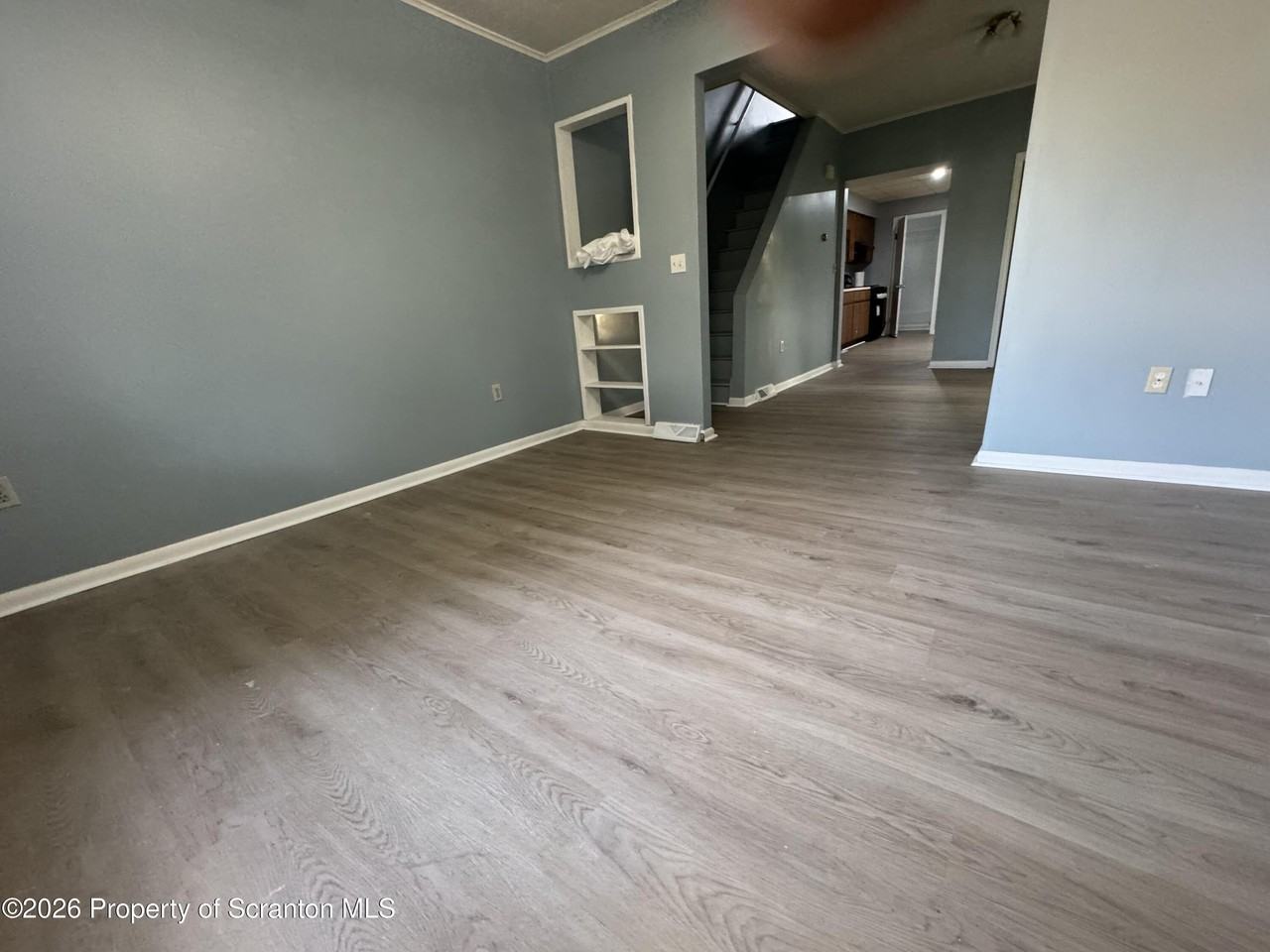 233 Reese St - Photo 6 of 21
