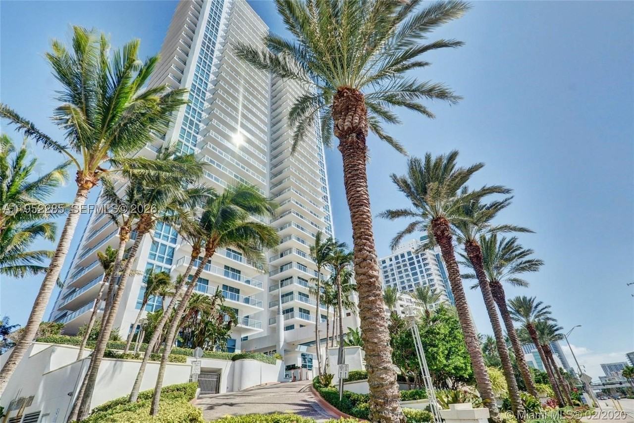 3101 S Ocean Dr #606 - Photo 2 of 34