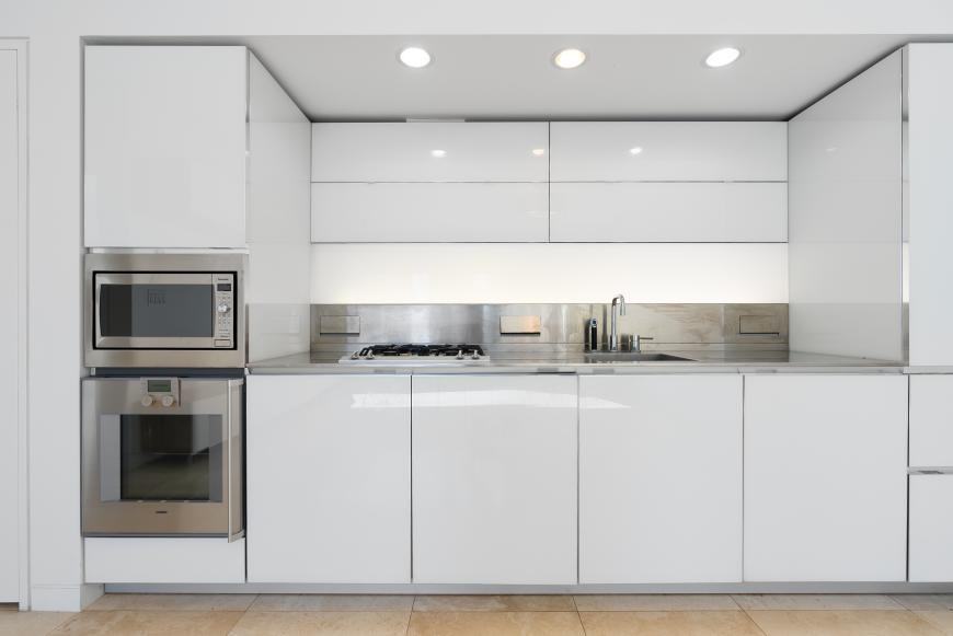 838 Hastings St W - Photo 6 of 10
