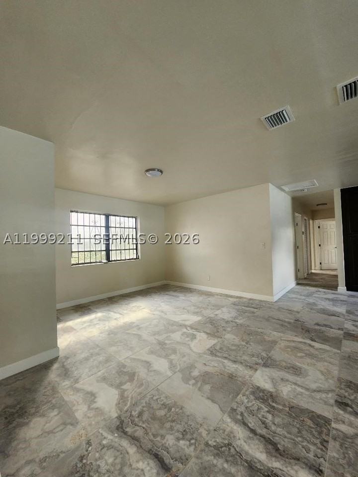 7750 Nw 14th Pl #0 - Photo 5 of 16