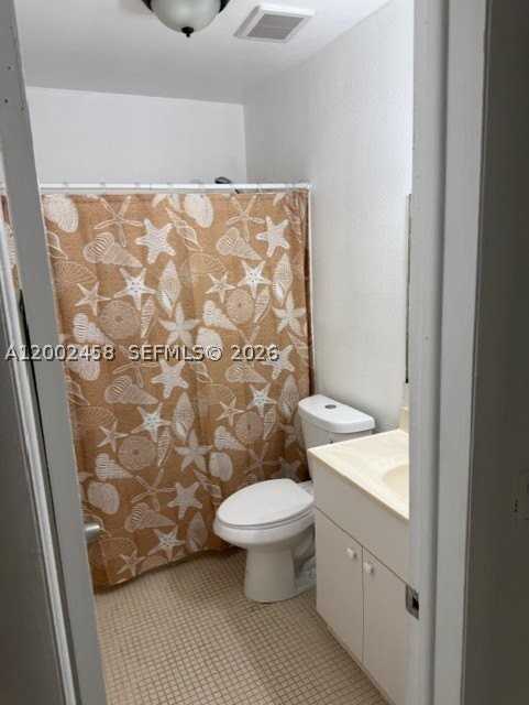19920 Sw 118th Pl #0 - Photo 6 of 13