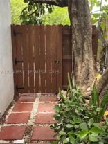 820 Sw 31st Ave #S - Photo 1 of 1
