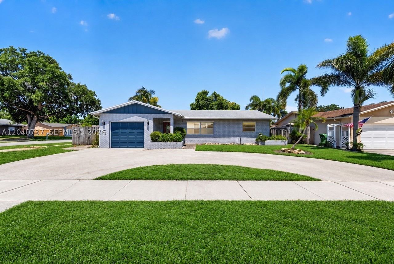 6848 Nw 27th Way - Photo 3 of 27