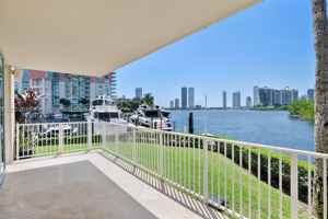 featured image of 3330 Ne 190th St #114