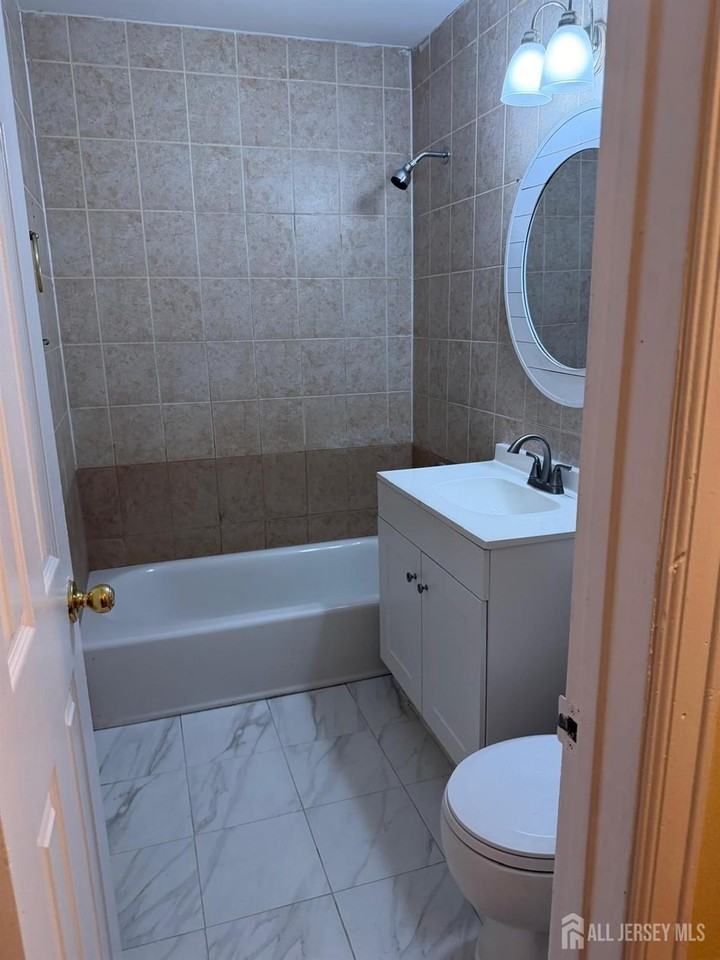 434 College Dr - Photo 5 of 5