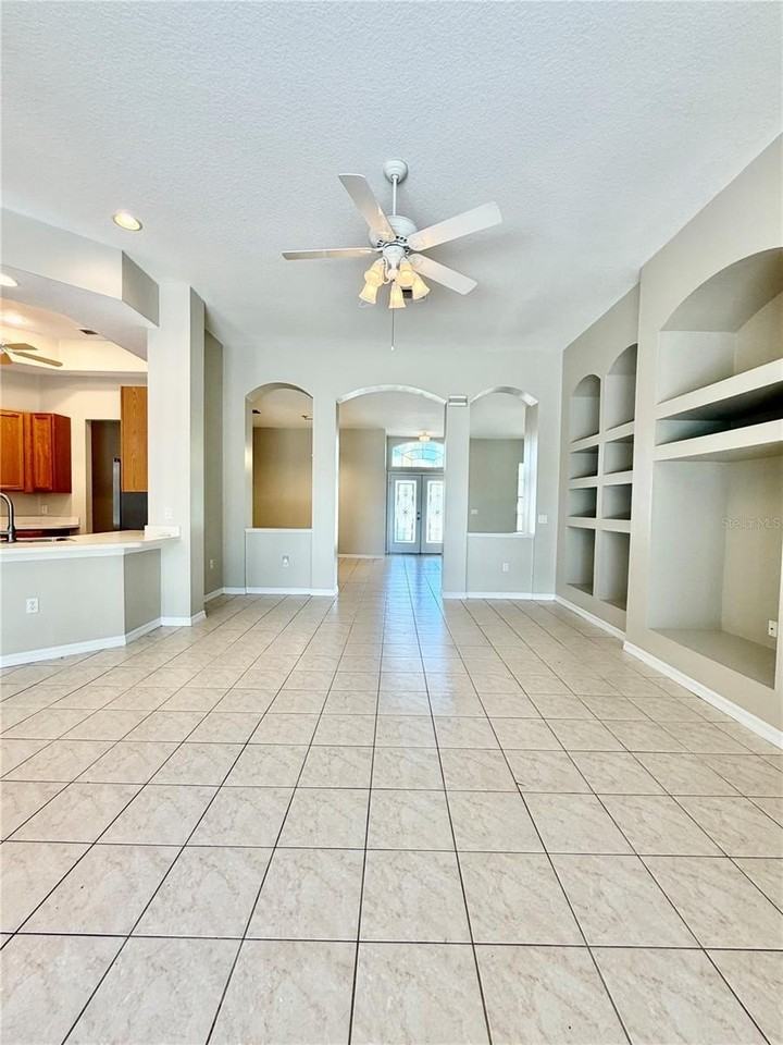 2708 Wood Pointe Dr - Photo 6 of 33