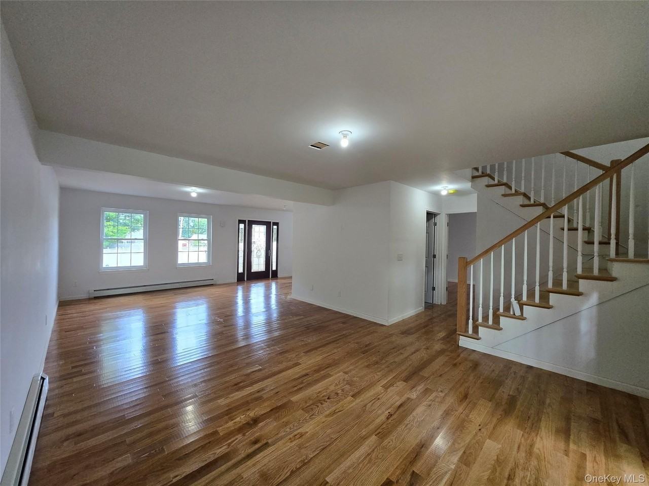 54 Madison Ave - Photo 7 of 23