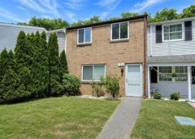 featured image of 136 Hill Cres