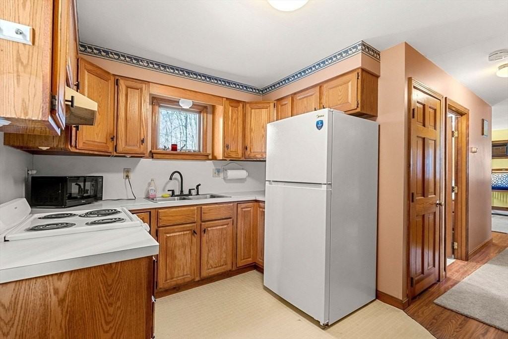 22 Woodland St #2 - Photo 7 of 15