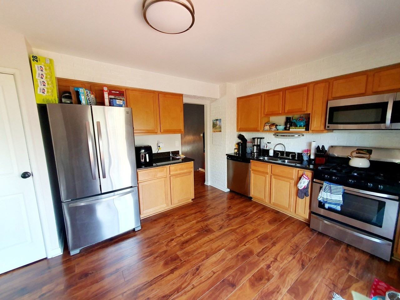 3535 Treaty Ln - Photo 2 of 22
