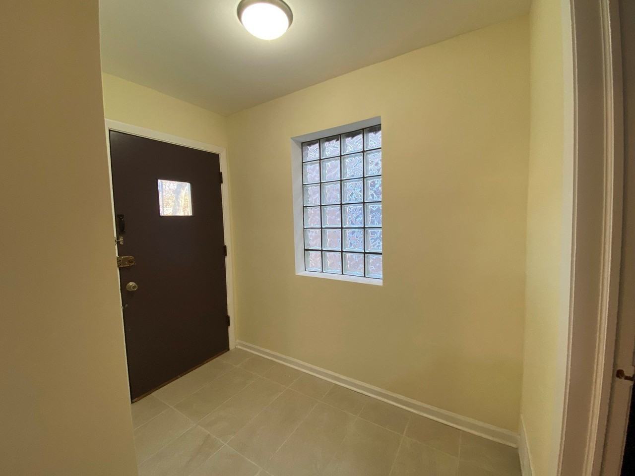 6078 N Troy St - Photo 2 of 29