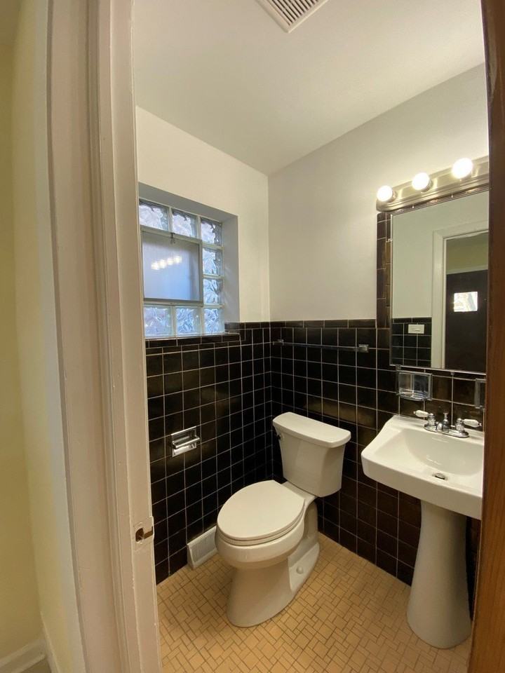 6078 N Troy St - Photo 3 of 29
