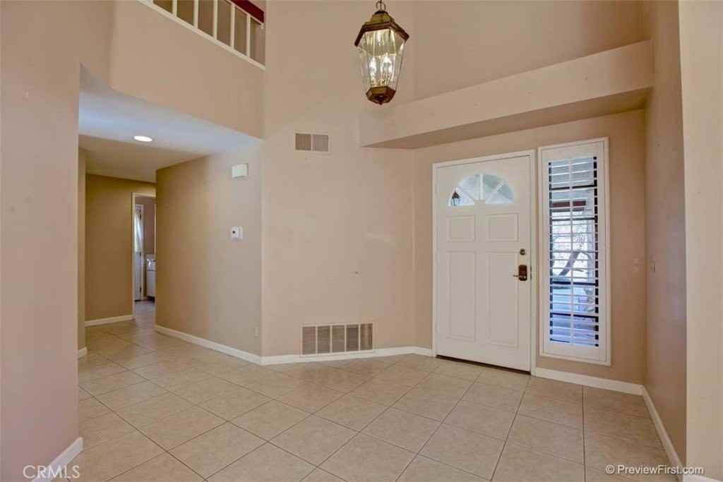 12 Woodlawn - Photo 4 of 27