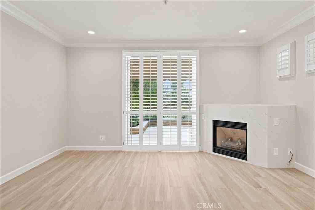 2396 Sunningdale Dr - Photo 5 of 29