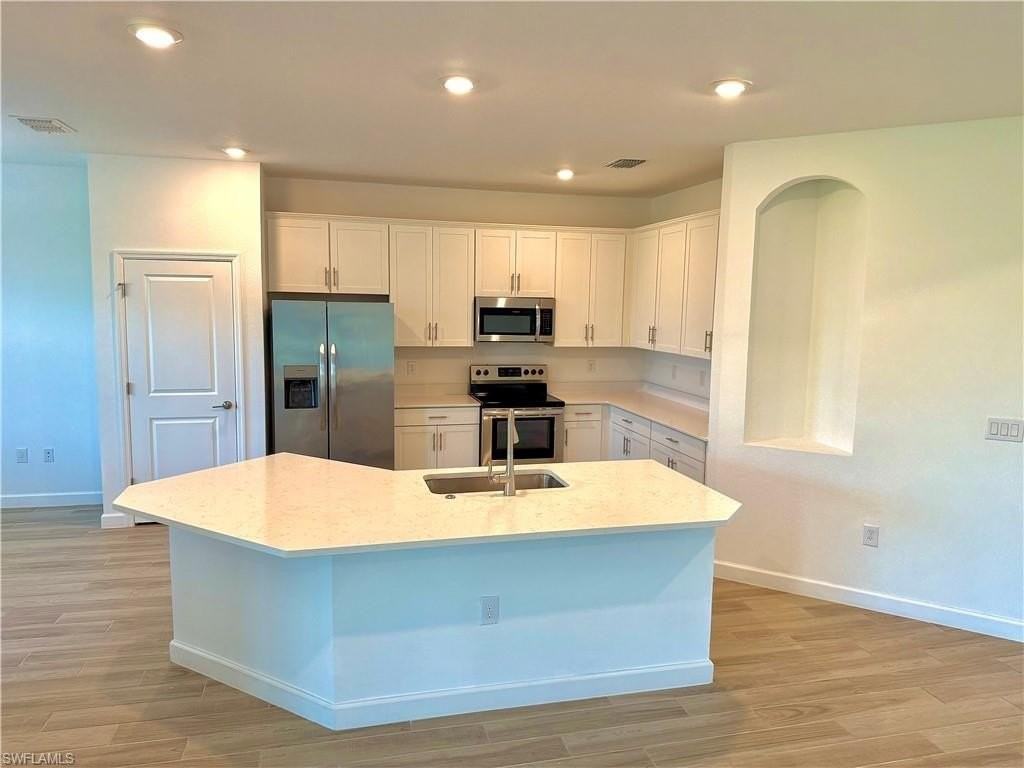 1785 Hagen Ct - Photo 4 of 7
