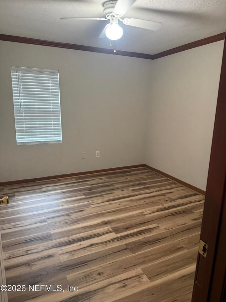 156 Willow Branch Ave - Photo 4 of 10