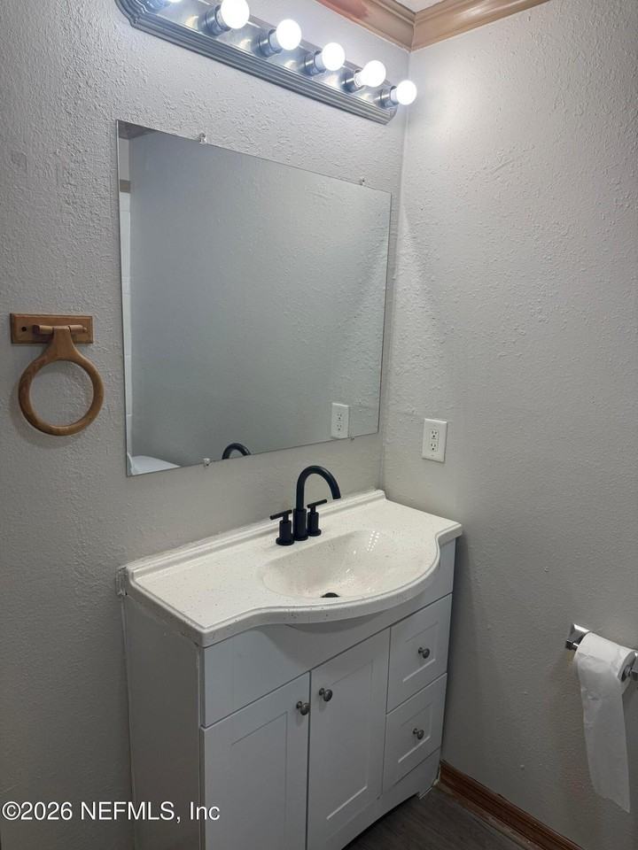 156 Willow Branch Ave - Photo 5 of 10