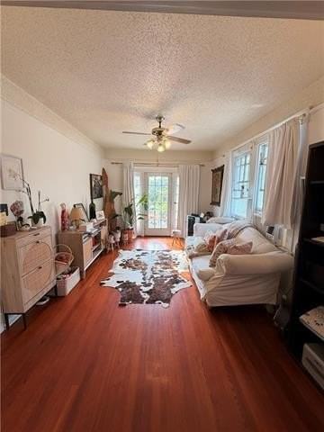 2423 Broadway St #C - Photo 2 of 10