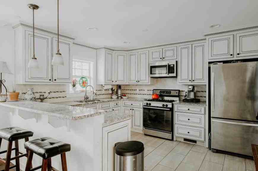 1496 Woodland Ave Se - Photo 3 of 10