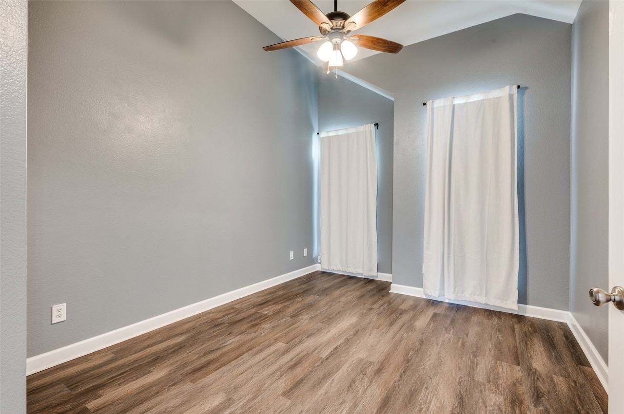 1617 Corvallis Trl - Photo 6 of 13