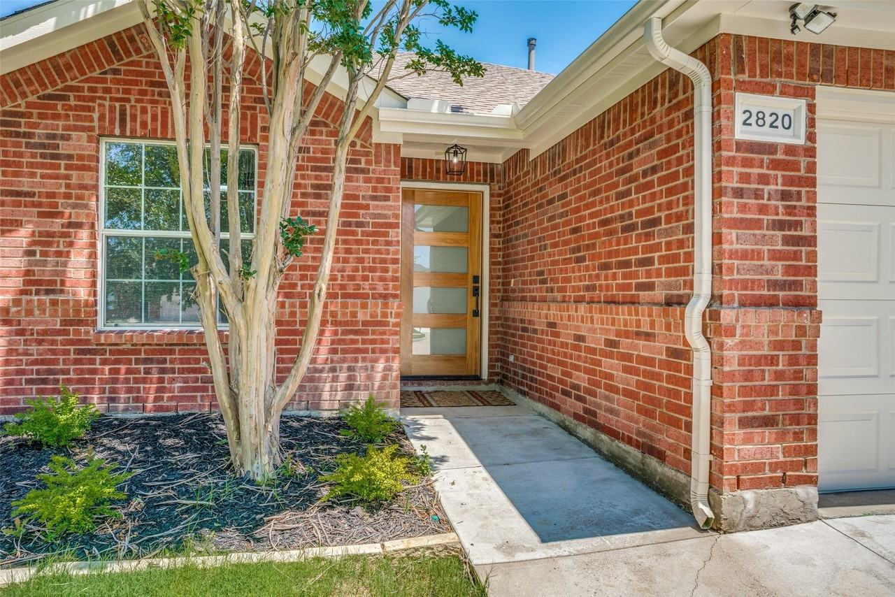 2820 Enchanted Eve Dr - Photo 4 of 26