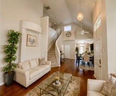 6778 Canterbury Dr - Photo 3 of 7