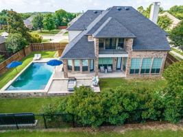 featured image of 301 Foxcroft Ln