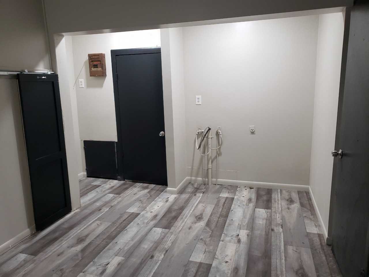 108 W Monterey St #B - Photo 6 of 16