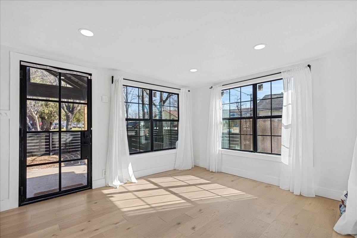 3101 Parvia Ave - Photo 4 of 13