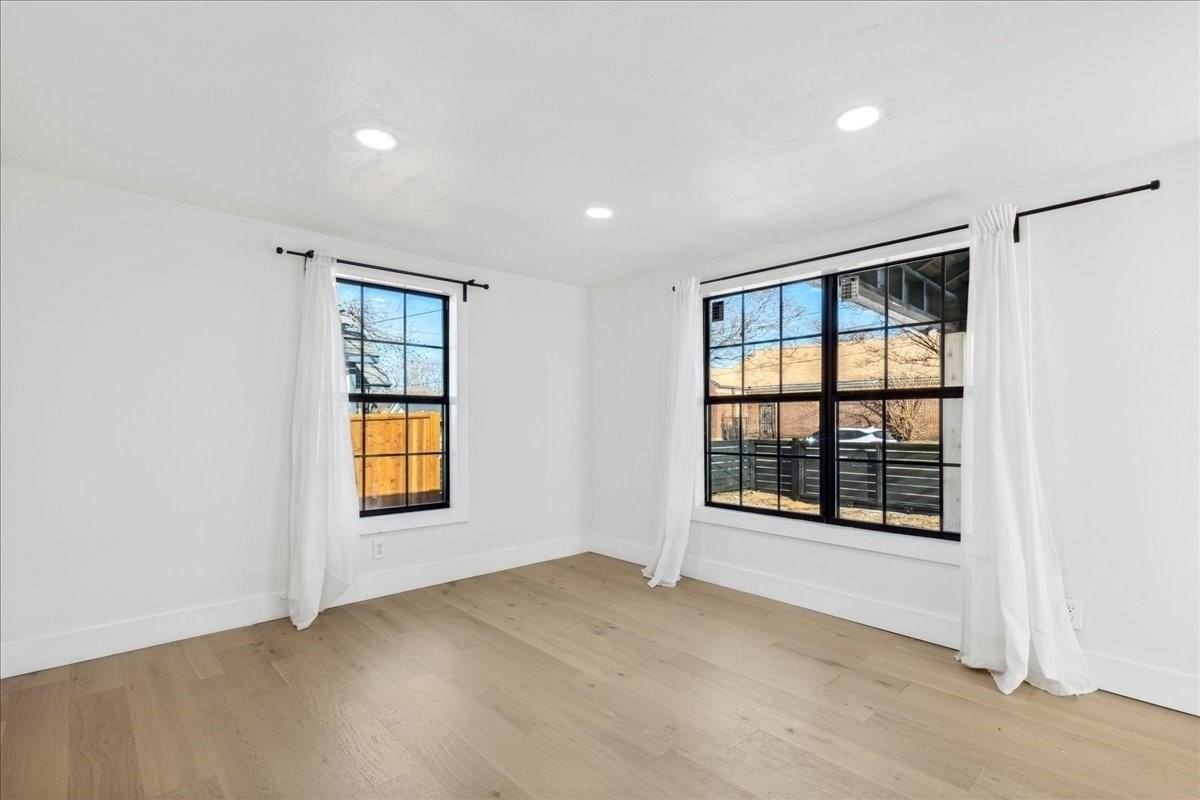 3101 Parvia Ave - Photo 6 of 13