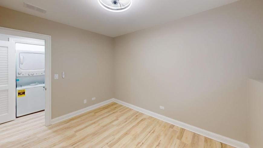 3822 W Huron St - Photo 5 of 10