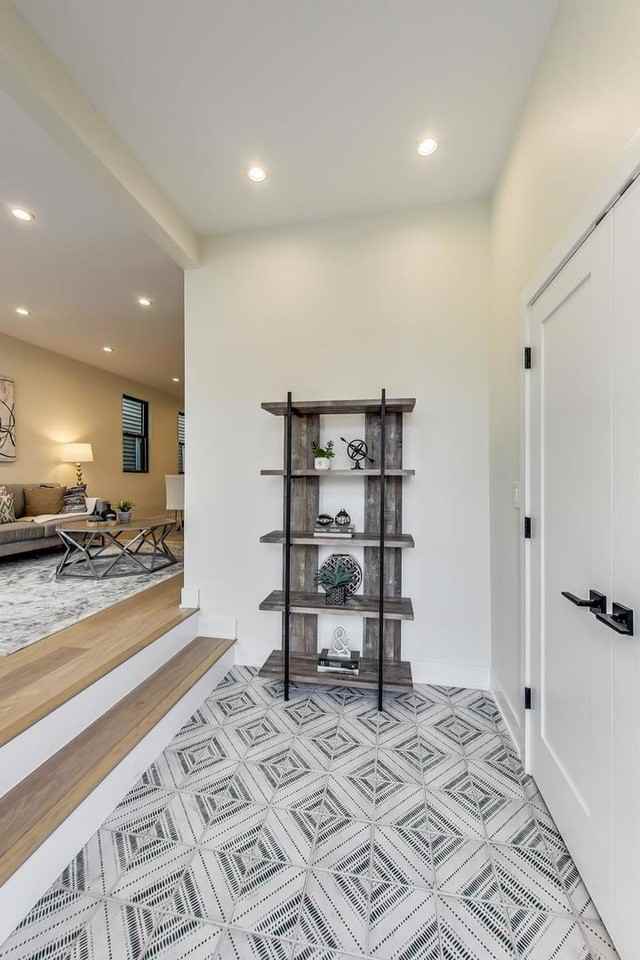 1644 N Troy St - Photo 2 of 10