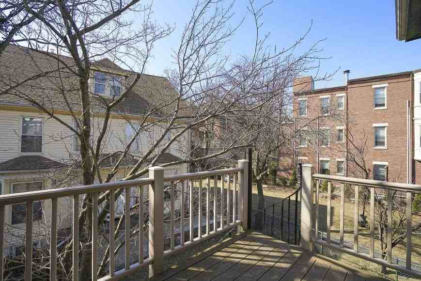 11 Centre Street Ter - Photo 5 of 10