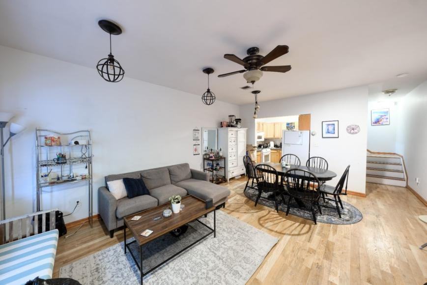 583 Warren St - Photo 2 of 10