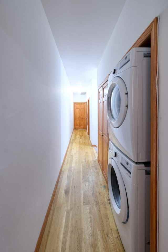583 Warren St - Photo 6 of 10