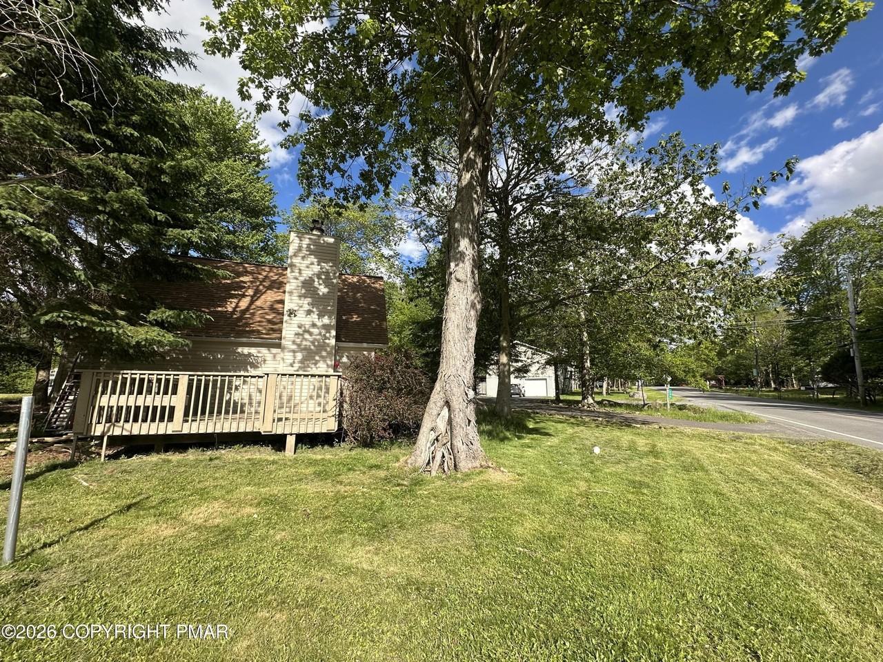 838 Country Place Dr - Photo 3 of 36