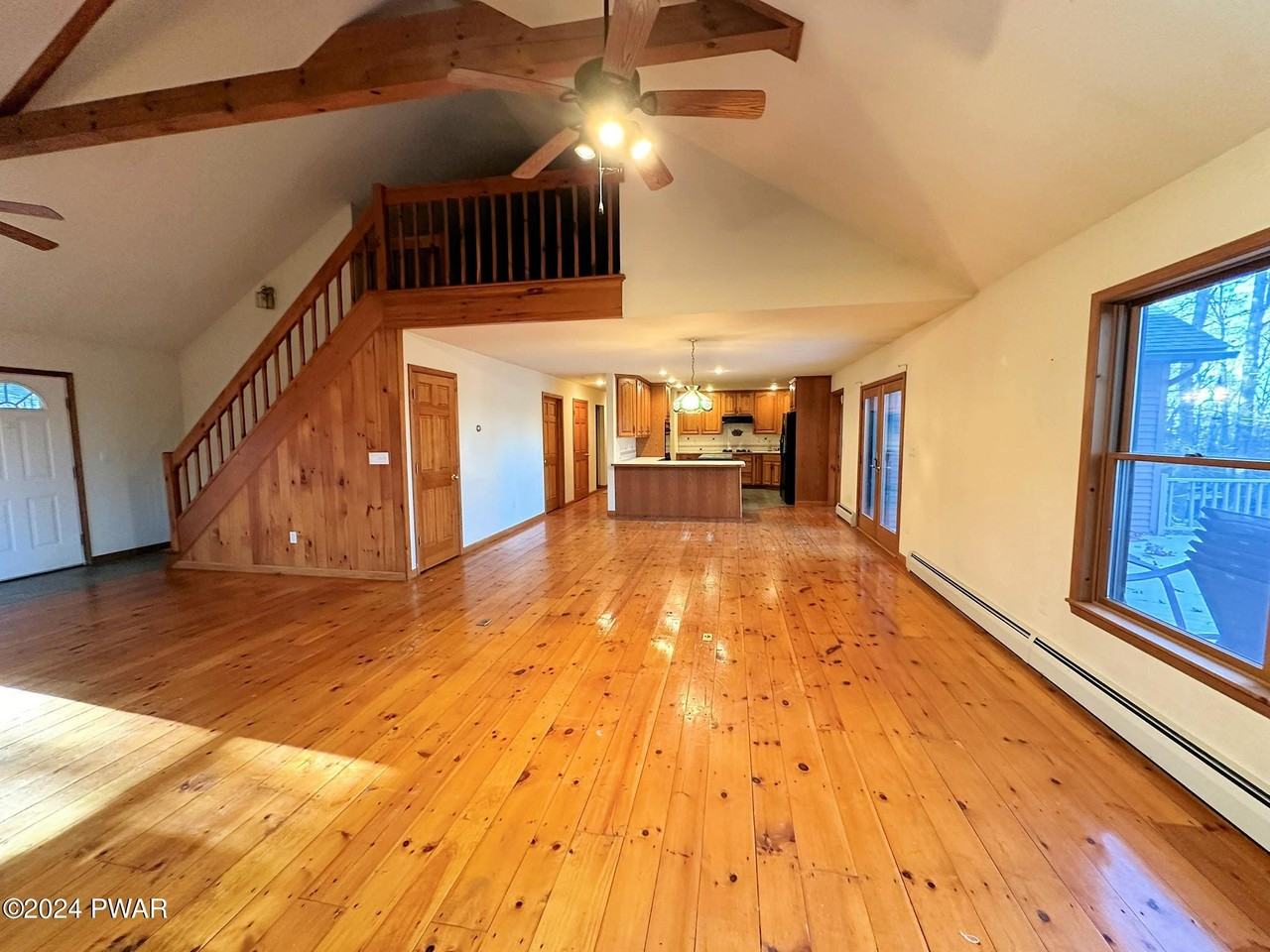 109 Mountain Laurel Ln - Photo 4 of 38