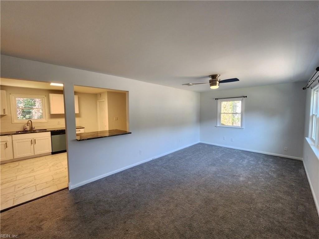 213 Picard Dr - Photo 3 of 12