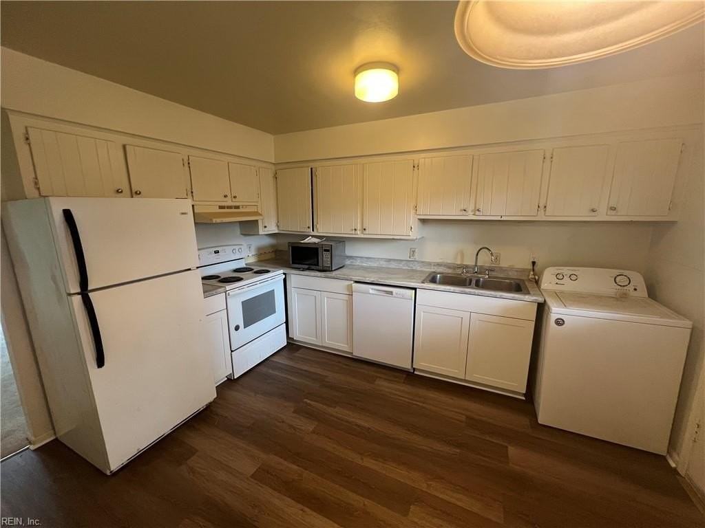 1534 Fairbanks Ave #B - Photo 5 of 11