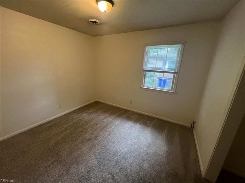1534 Fairbanks Ave #B - Photo 7 of 11