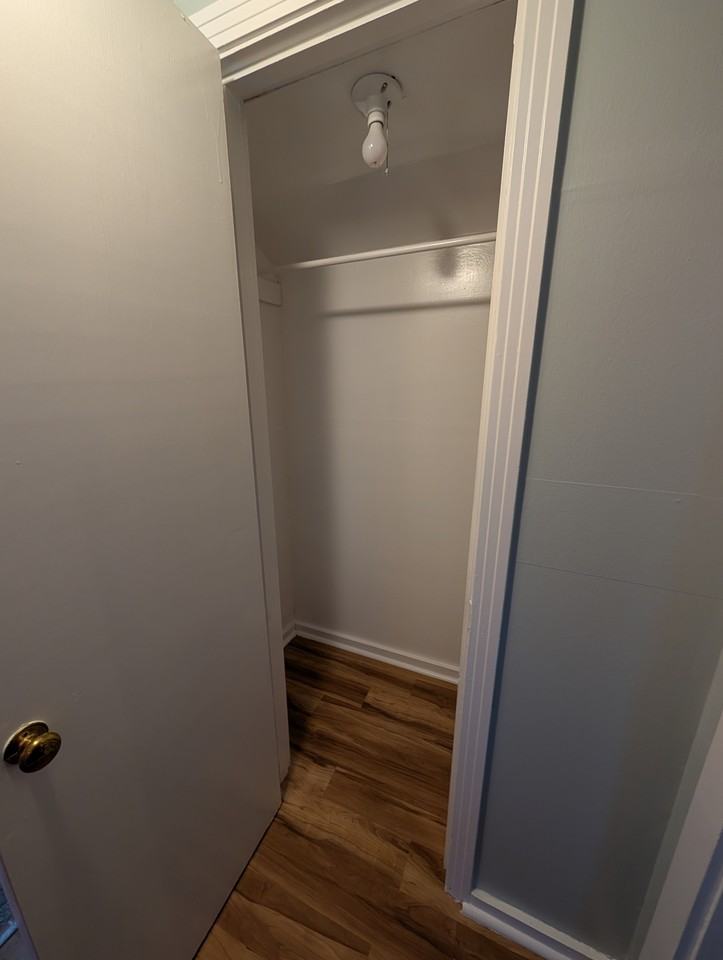 2604 Sw Washburn Ave #1 - Photo 2 of 14
