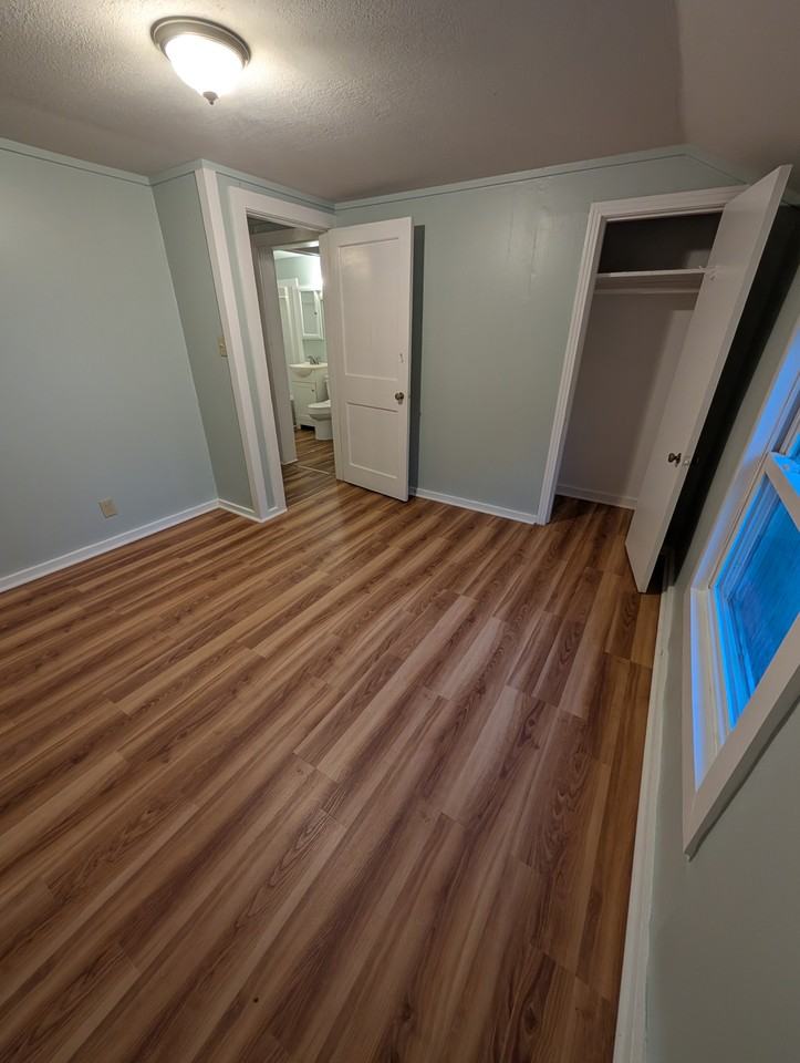 2604 Sw Washburn Ave #1 - Photo 6 of 14