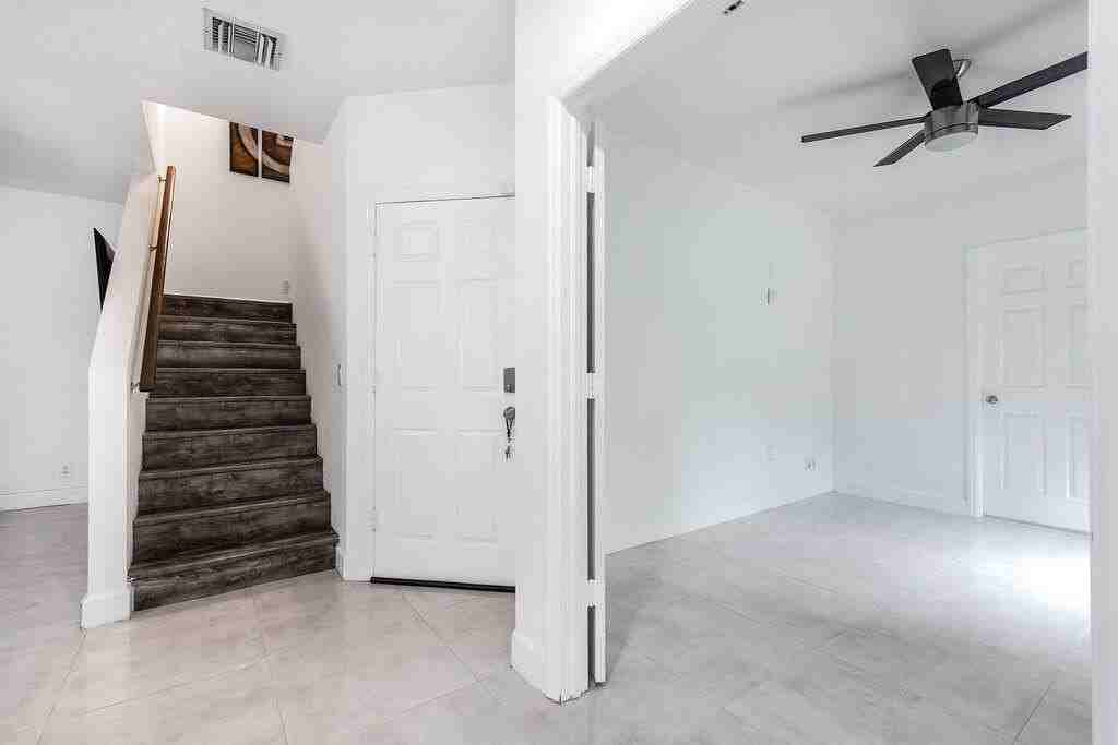 160 Baldwin Blvd - Photo 3 of 18