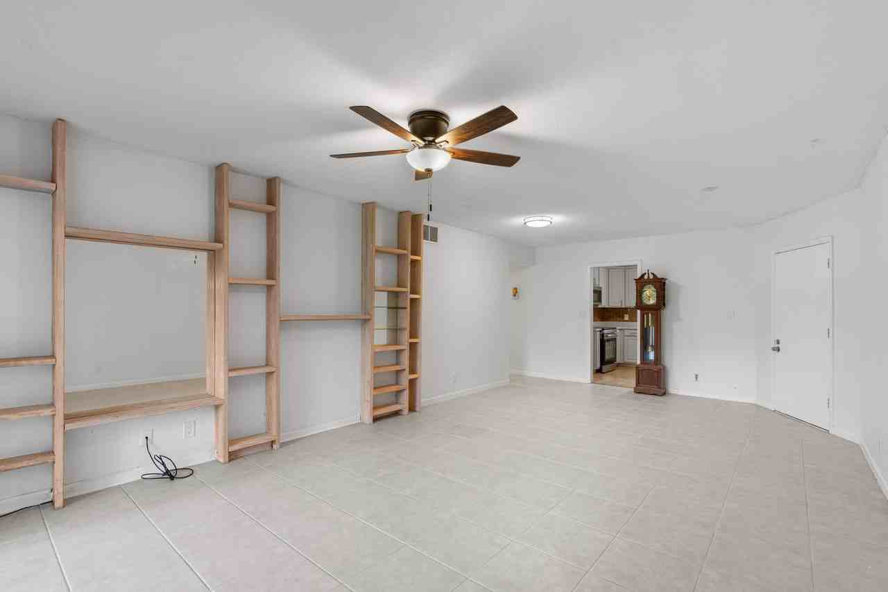 10693 N Military Trl #7 - Photo 5 of 28