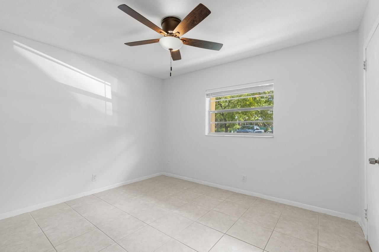 10693 N Military Trl #7 - Photo 7 of 28