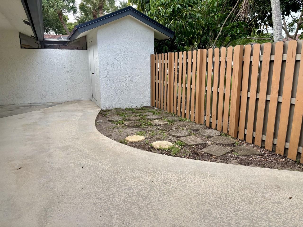 23343 Sw 54th Way #A - Photo 4 of 19