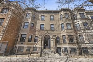 featured image of 3820 N Sheffield Ave