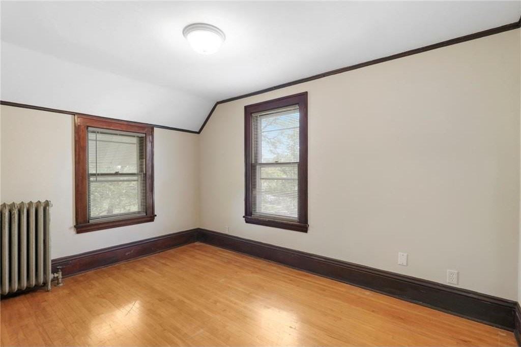 3217 4th St Se - Photo 5 of 24