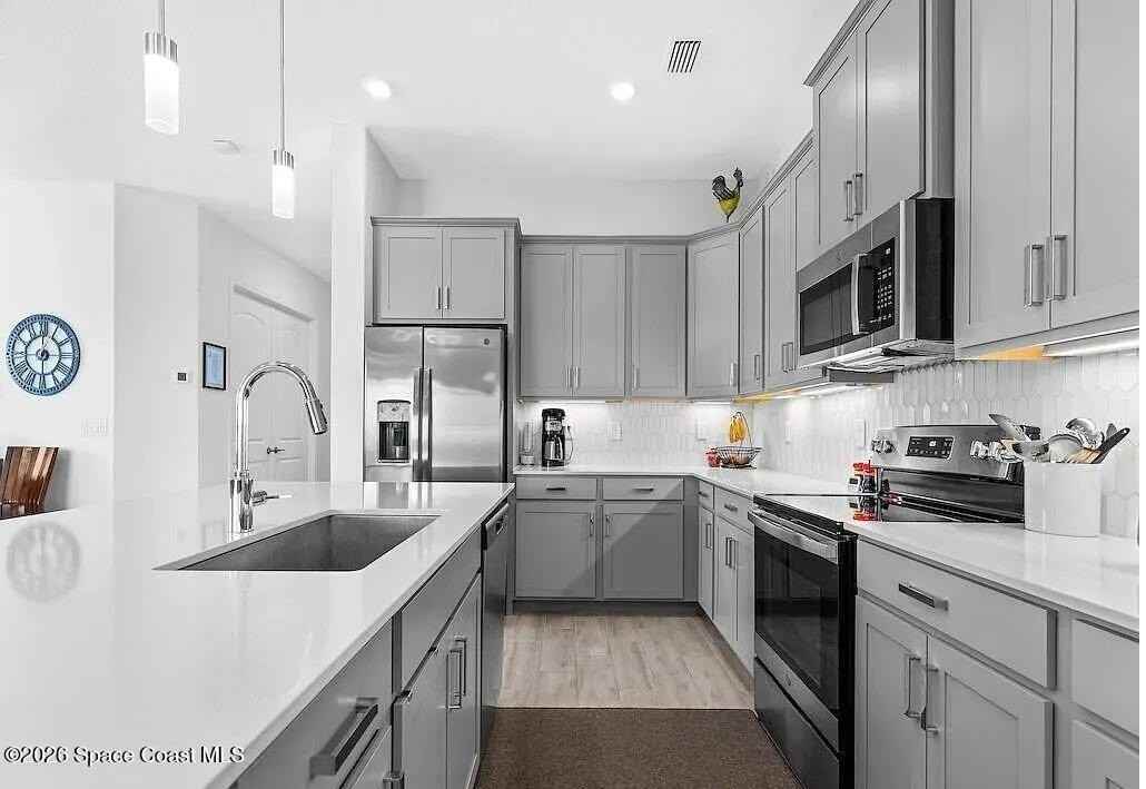 2619 Millennium Cir - Photo 4 of 21