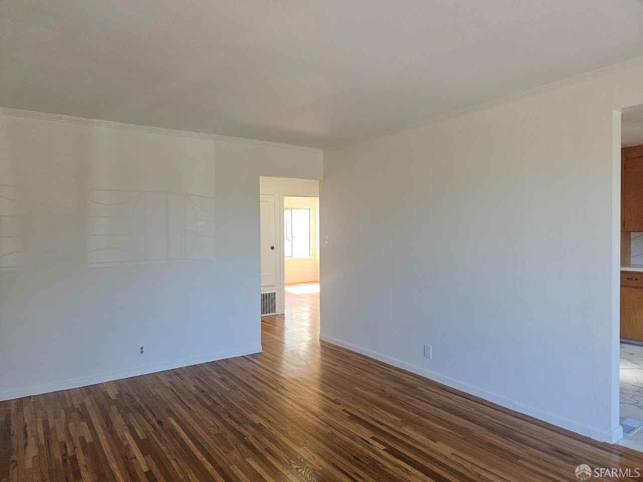 280 Cambridge St - Photo 6 of 24